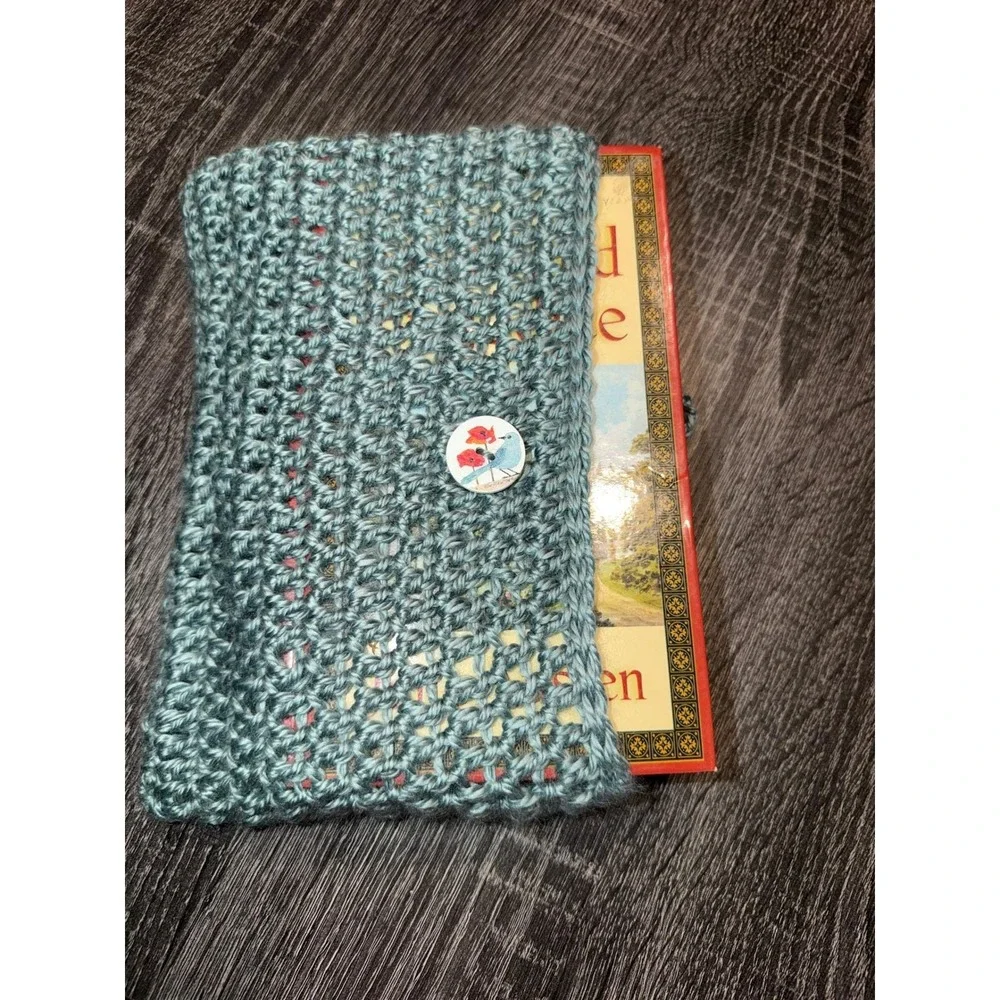 Handmade‎ Crochet Book Cover Sleeve Journal Protector Teal Blue Button Closure